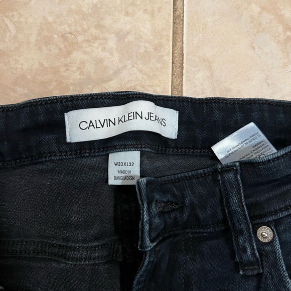 Calvin Klein Skinny Jeans 33x32 - Picture 4 of 4